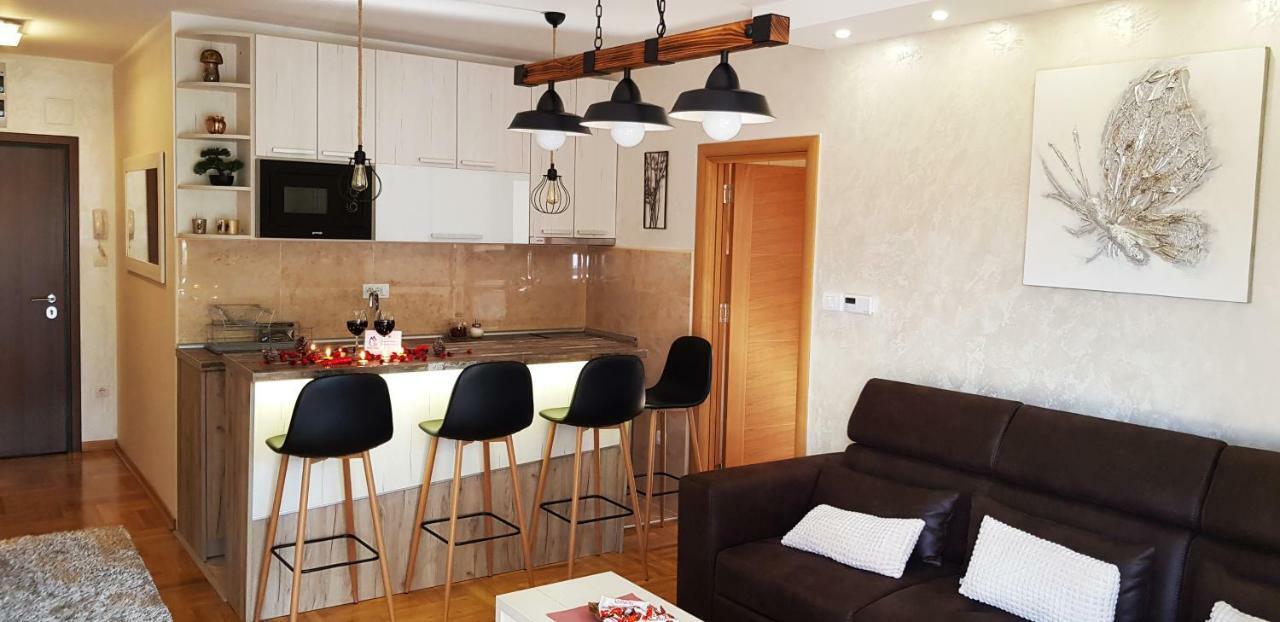 Apartment Papillon 2 兹拉蒂博尔 外观 照片